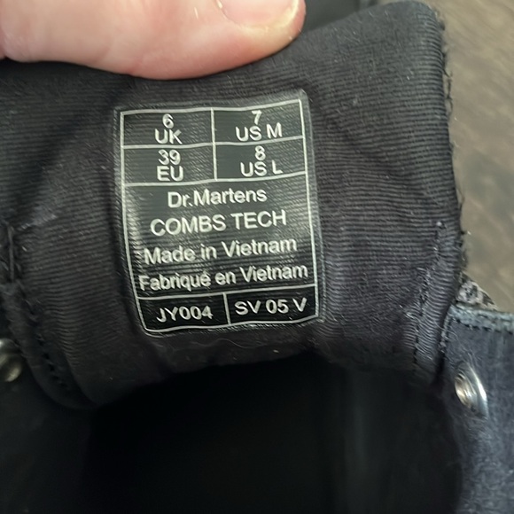 Dr. Martens Combs Tech boots - Picture 7 of 7